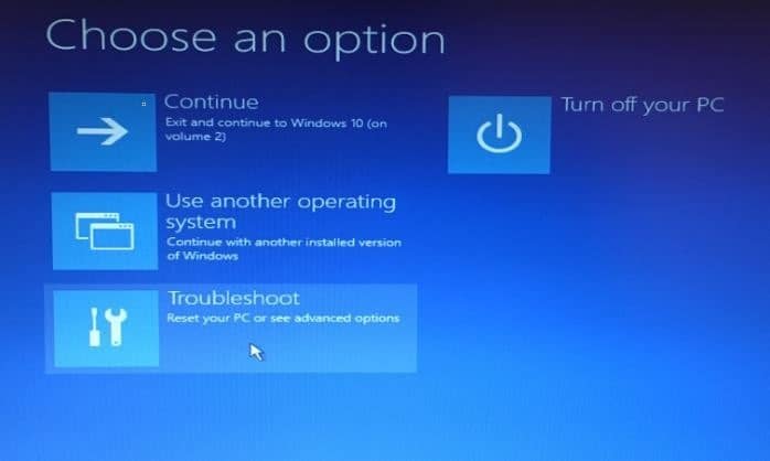 Démarrez Windows 10 en mode sans échec à partir du lecteur de récupération (5)